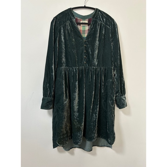 HOLDING HORSES Dresses & Skirts - Holding Horses Nantes Velvet V‎ Neck Button Front Babydoll Dress Teal Green M